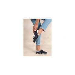 Buty sportowe komfortowe damskie TBS Jazaria. Czarne buty sportowe na co dzień damskie Tbs, bez wzorów, trekkingowe. Za 415.00 zł.