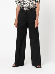 Toni Spodnie w kolorze czarnym rozmiar: 44. Czarne spodnie materiałowe damskie Toni, bez wzorów, z materiału, z podwyższonym stanem. Za 187.99 zł.