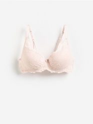 Biustonosz push up z koronką - pastelowy róż. Czerwone biustonosze Reserved, bez wzorów, z koronki. Za 69.99 zł.