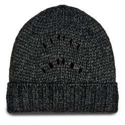 Czapka Guess. Czarne czapki zimowe damskie Guess. Za 189.99 zł.