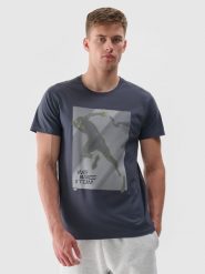 4F T-shirt z nadrukiem regular męski - szary L. Szare t-shirty męskie 4f, l, bez wzorów, z bawełny, bez kołnierzyka. W wyprzedaży za 39.99 zł.