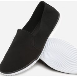 Czarne Tenisówki Ashburton. Czarne trampki i tenisówki męskie Born2be, bez wzorów, bez zapięcia. Za 49.99 zł.