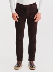 Brązowe spodnie sztruksowe. Brązowe spodnie materiałowe męskie Pako Lorente, bez wzorów, z bawełny, casualowe. Za 249.99 zł.