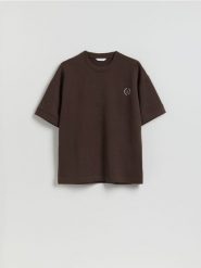 T-shirt boxy z nadrukiem - brązowy. Brązowe t-shirty męskie Reserved, l, bez wzorów, z bawełny, bez kołnierzyka. Za 89.99 zł.