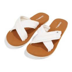 ONeill Klapki O'Neill Ditsy Bloom Slides 92800613214 białe. Białe klapki damskie bez wzorów, z bawełny, bez obcasa. Za 288.12 zł.