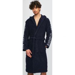 Emporio Armani - Szlafrok. Niebieskie szlafroki męskie Emporio Armani, m, bez wzorów, z bawełny. W wyprzedaży za 569.90 zł.