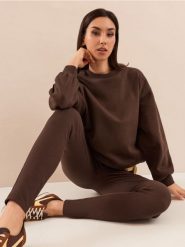Bluza dresowa crewneck oversize - brązowy. Brązowe bluzy bez kaptura damskie Sinsay, l, z dresówki. Za 39.99 zł.