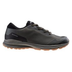 Buty trekkingowe Hi-Tec Bernard WP. Zielone buty trekkingowe męskie Hi-tec, z materiału, bez zapięcia, outdoorowe. Za 324.75 zł.
