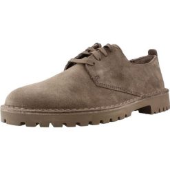 Buty CLARKS 26178198C Szary. Szare buty trekkingowe męskie Clarks, ze skóry, bez zapięcia, na fitness i siłownię. Za 448.99 zł.