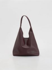 Torebka hobo - mahoniowy. Brązowe torebki klasyczne damskie Reserved, bez wzorów, ze skóry, bez dodatków. Za 139.99 zł.