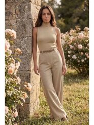 SOULSHAE Spodnie w kolorze beżowym rozmiar: XXL/3XL. Brązowe spodnie materiałowe damskie SOULSHAE, bez wzorów, z materiału, z podwyższonym stanem. Za 124.45 zł.