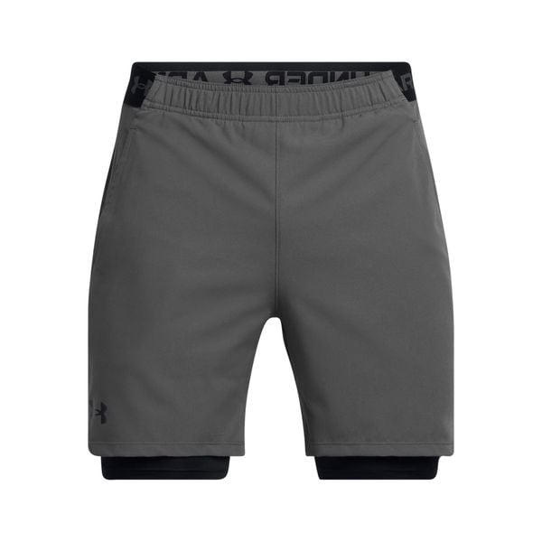 Krótkie 2-w-1 tkane Under Armour Vanish. Czarne szorty męskie Under Armour, bez wzorów, z materiału, sportowe. W wyprzedaży za 211.50 zł.