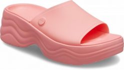 Klapki Dla Dorosłych Crocs Skyline Slide. Czerwone klapki i japonki męskie Crocs, z materiału. Za 197.99 zł.