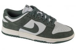 Buty sportowe Sneakersy damskie, Dunk Low. Zielone buty sportowe na co dzień damskie Nike, bez wzorów, z materiału, trekkingowe. Za 479.99 zł.