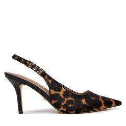 Szpilki Guess. Brązowe szpilki Guess, z aplikacjami, bez obcasa. Za 469.99 zł.