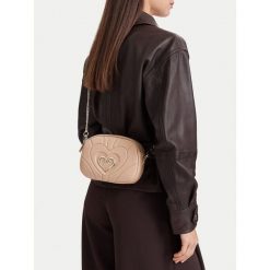 Torebka Eva Minge. Brązowe torebki klasyczne damskie Eva Minge, bez wzorów, bez dodatków. Za 229.99 zł.