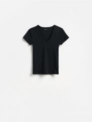 T-shirt z bawełną - czarny. Czarne t-shirty damskie Reserved, l, bez wzorów, z bawełny, bez kołnierzyka. Za 49.99 zł.