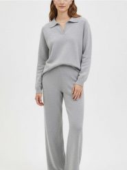 Gładki sweter z kołnierzem - szary. Szare swetry klasyczne damskie Sinsay, l, bez kołnierzyka. Za 49.99 zł.