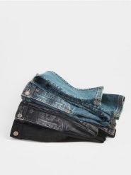 Jeansy skinny fit - czarny. Czarne jeansy męskie Reserved. Za 129.99 zł.