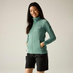 Damska kurtka polarowa Malana Softshell z zamkiem błyskawicznym. Zielone kurtki softshell damskie Regatta, l, bez wzorów, z materiału, bez kaptura. W wyprzedaży za 199.99 zł.