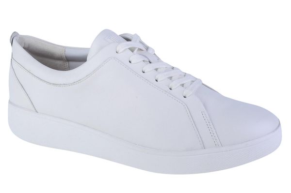 Damskie skórzane buty sportowe FitFlop Rally. Białe buty sportowe na co dzień damskie Flip Flop, bez wzorów, z jeansu, tenisowe. Za 526.00 zł.