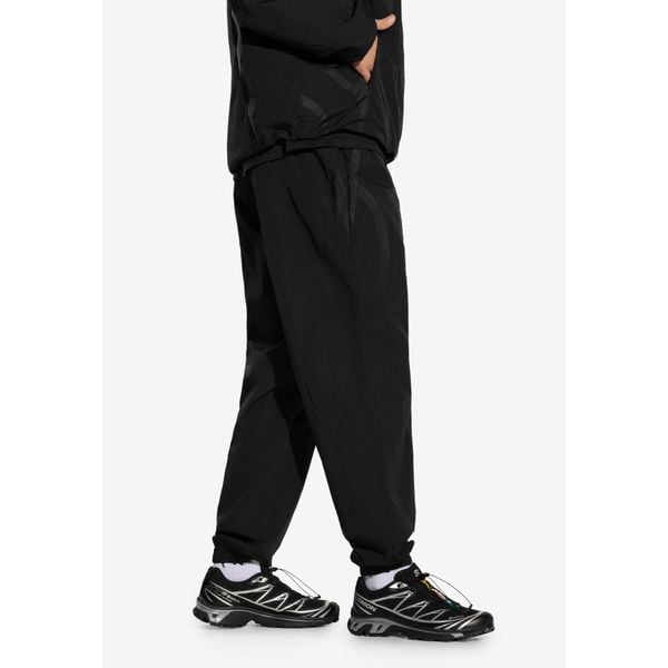 Spodnie sportowe męskie Prosto Contrast. Czarne spodnie sportowe męskie Prosto. W wyprzedaży za 169.99 zł.