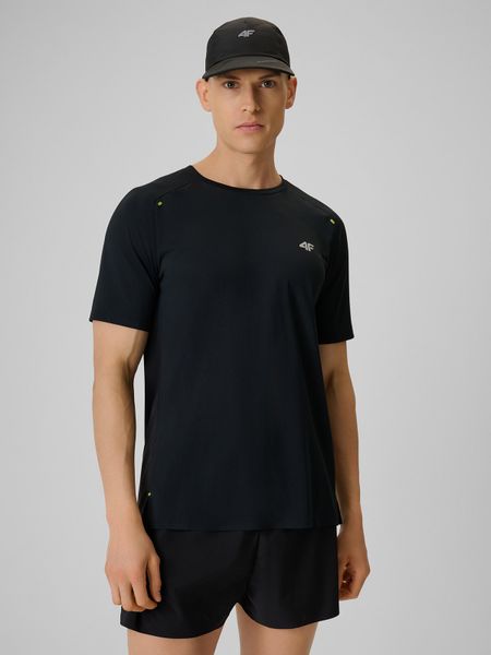 4F Koszulka do biegania szybkoschnąca męska - czarna M. Czarne t-shirty sportowe męskie 4f, m, z materiału, bez ramiączek, do biegania. Za 119.99 zł.