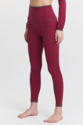 Legginsy merino termoaktywne turystyczne damskie Woolona Bianca. Fioletowe bielizna termoaktywna damska WOOLONA, l, bez wzorów, z lycry. Za 261.00 zł.