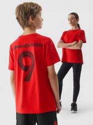 4F T-shirt z nadrukiem dziecięcy 4F x Robert Lewandowski - czerwony 146 (10-11 lat). Czerwone koszulki dziewczęce 4f, m, bez wzorów, z bawełny, bez ramiączek. W wyprzedaży za 49.99 zł.