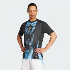 Koszulka Argentina Pre-Match. Czarne t-shirty sportowe męskie Adidas, s, z materiału, bez ramiączek, do piłki nożnej. Za 297.00 zł.