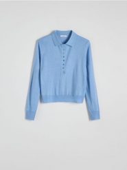 Sweter polo z domieszką wełny - jasnoniebieski. Niebieskie swetry klasyczne damskie Reserved, l, z dzianiny, bez kołnierzyka. W wyprzedaży za 49.99 zł.