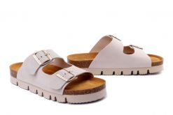 DR. BRINKMANN 700348-81 offwhite, klapki damskie. Brązowe klapki damskie Dr. Brinkmann, bez wzorów, ze skóry, bez obcasa. Za 217.43 zł.