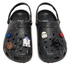 Klapki Crocs. Czarne klapki i japonki męskie Crocs. Za 299.99 zł.