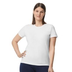 Koszulka Damska Softstyle Plain O Średniej Gramaturze. Białe bluzki damskie Gildan, bez wzorów, sportowe, bez kołnierzyka, bez ramiączek. Za 38.99 zł.