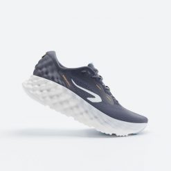 Buty do biegania męskie Kiprun KS900 2. Białe obuwie do biegania damskie KIPRUN. Za 449.99 zł.