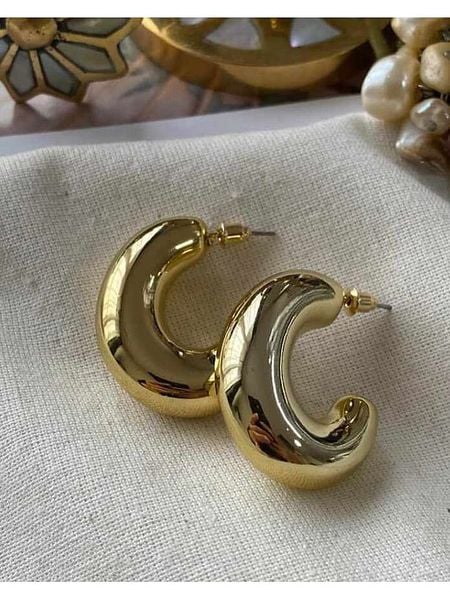 Luseera Pozłacane kolczyki-półkreole rozmiar: onesize. Żółte kolczyki damskie Luseera, pozłacane. Za 39.99 zł.