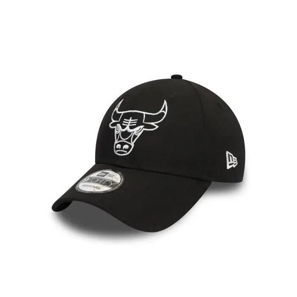 Czapka z daszkiem New Era NBA Chicago Bulls. Czarne czapki męskie New Era, bez wzorów, z bawełny. Za 154.50 zł.
