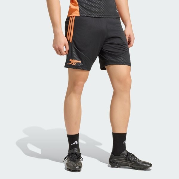 Spodenki treningowe Arsenal FC 26/27 Tiro. Czarne szorty męskie Adidas, z materiału, bez kołnierzyka. Za 263.54 zł.