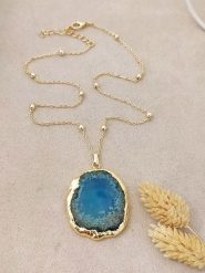Luja Bijoux Pozłacany naszyjnik z zawieszką - dł. 42 cm rozmiar: onesize. Niebieskie naszyjniki damskie Luja Bijoux, pozłacane. Za 74.81 zł.