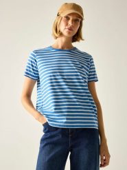 Regatta Koszulka "Bayletta" w kolorze błękitnym rozmiar: 36. Niebieskie t-shirty damskie Regatta, bez wzorów, bez kołnierzyka. Za 56.79 zł.