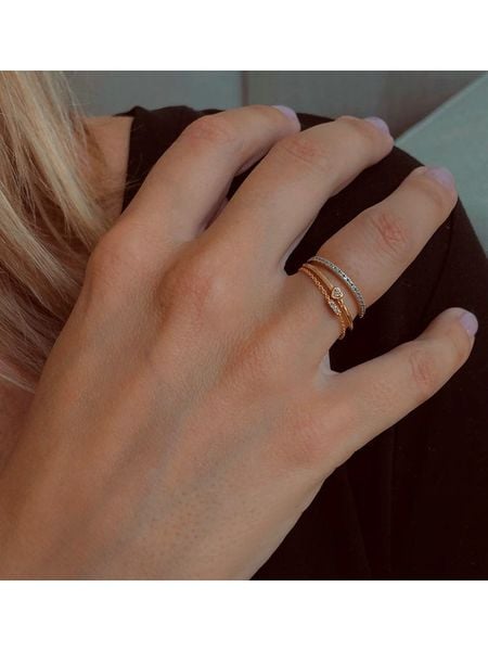 DIA DIAMONDS Pozłacany pierścionek z diamentami rozmiar: 56. Żółte pierścionki damskie DIA DIAMONDS, z diamentem, pozłacane. Za 127.35 zł.