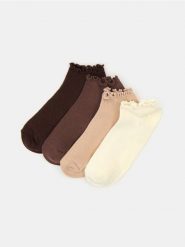 Krótkie skarpetki 4 pack - wielobarwny. Skarpetki damskie Sinsay, bez wzorów. Za 12.99 zł.