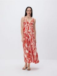 Wzorzysta sukienka - pomarańczowy. Brązowe sukienki damskie Reserved, l, bez wzorów, z dzianiny, bez kołnierzyka, bez ramiączek, rozkloszowane. Za 129.99 zł.