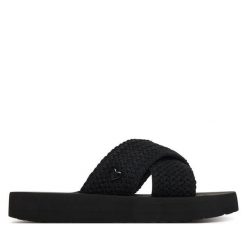 Klapki LOVE MOSCHINO. Czarne klapki damskie Love Moschino, bez wzorów, bez obcasa. Za 659.99 zł.