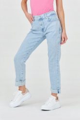 7 FOR ALL MANKIND Jasne jeansy damskie Relaxed Skinny. Niebieskie jeansy damskie 7 FOR ALL MANKIND. W wyprzedaży za 499.99 zł.