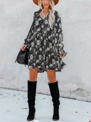 Milan Kiss Sukienka w kolorze czarnym ze wzorem rozmiar: XL. Czarne sukienki damskie Milan Kiss, xl, bez wzorów, bez kołnierzyka, bez ramiączek, mini. Za 105.14 zł.