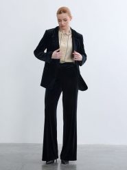 BGN Spodnie w kolorze czarnym rozmiar: 36. Czarne spodnie materiałowe damskie BGN, bez wzorów, z materiału. Za 108.99 zł.