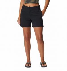 COLUMBIA Spodenki damskie Silver Ridge Utility Short black-10. Czarne spodenki sportowe damskie Columbia, z materiału, trekkingowe. Za 116.45 zł.
