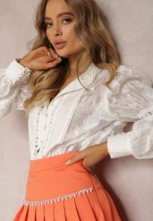 Biała Koszula Kalladia. Białe koszule damskie Renee, m, z aplikacjami, z koronki, boho, bez kołnierzyka, bez ramiączek. Za 139.99 zł.