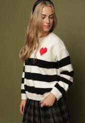 Jasnobeżowy Sweter z Dodatkiem Kaszmiru o Prostym Kroju w Paski Venlire. Brązowe swetry klasyczne damskie Born2be, z jeansu, bez kołnierzyka. Za 109.99 zł.